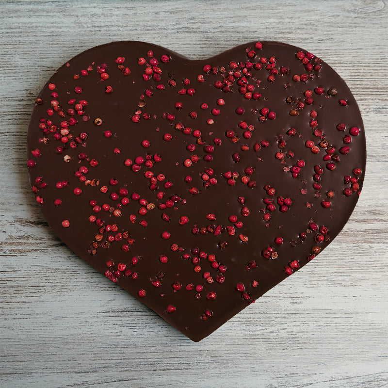 Corazón de Chocolate Amargo con Pimienta Rosa